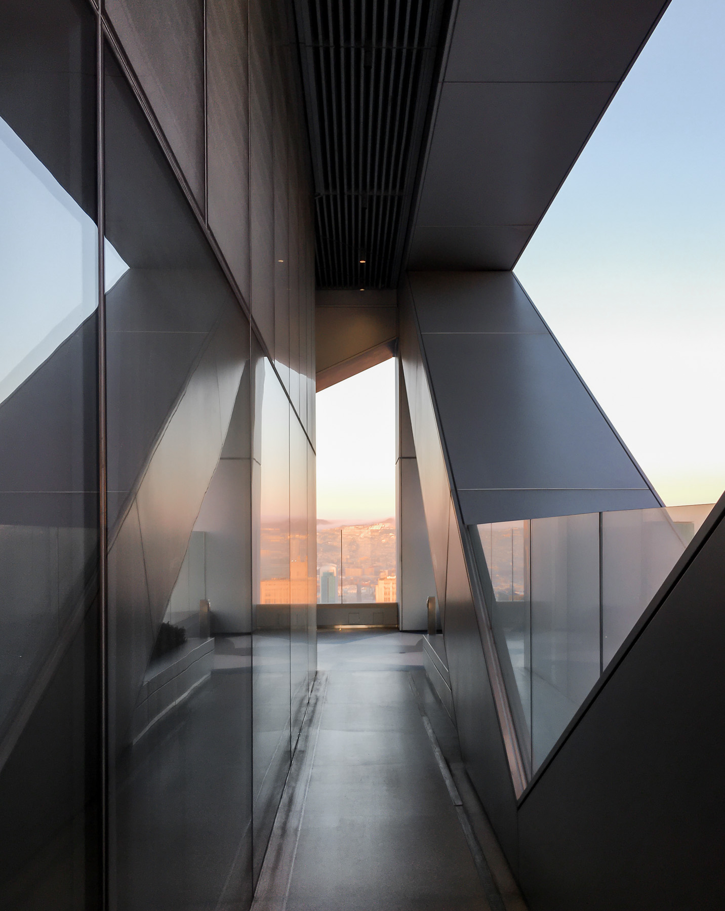 Scott Hargis Photo - 181 Fremont